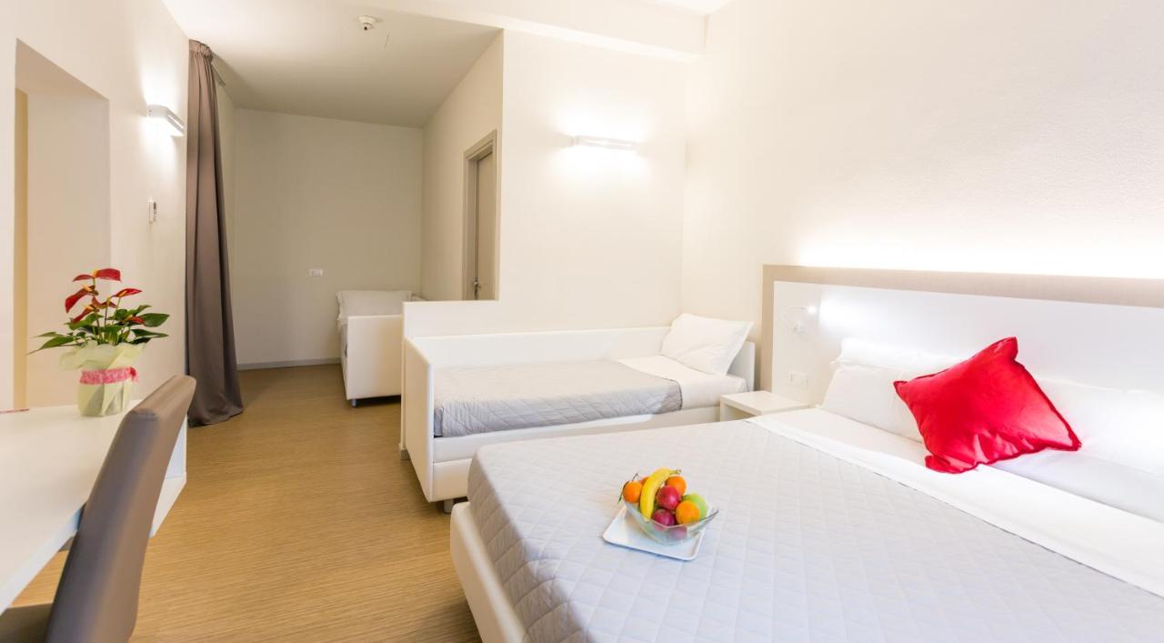 Hotel Amicizia Rimini Exteriér fotografie