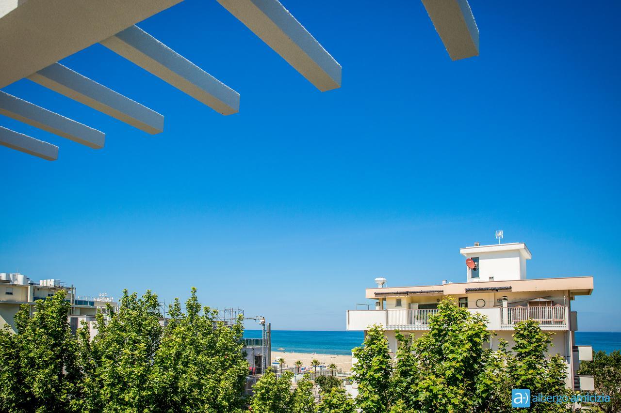 Hotel Amicizia Rimini Exteriér fotografie